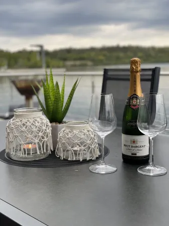 Ferienhaus Heinz, directly on the lake with its own bathing jetty!