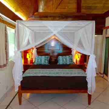 The Black Pearl! The most luxurious private OVER WATER BUNGALOW on Bora Bora! Rooms