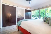 Modern Coastal Home - Moments Away from Uvita's Premier Beach, Playa Colonia!