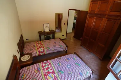 Chácara Recanto Feliz na Estrada do Vinho km 4,5 - São Roque Hotels near Chacara Santa Tereza