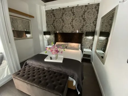 C&L Double room Santa Cruz center, Wifi, Air conditioner Отели в г. Санта-Крус-де-Тенерифе