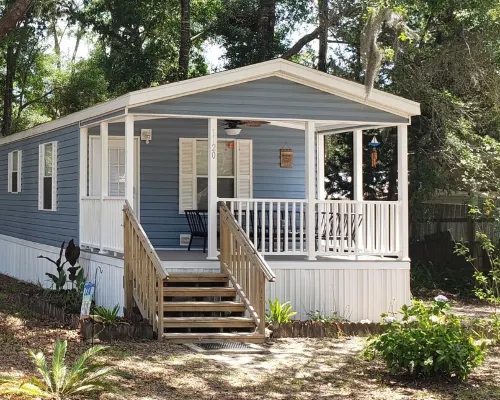 Cottage located in a local fish camp with boat parking. Hotel di Steinhatchee