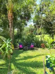 Spacious Private Villa with Pool Backing to Golf Course Beach Only Minutes Away -  Casas de vacaciones