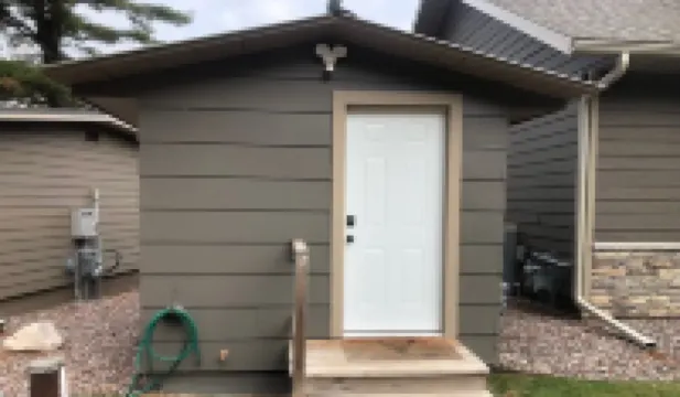 Otter Place: Lakefront Cabin, Generator, Wi-Fi, Free Firewood, No Cleaning Fee!