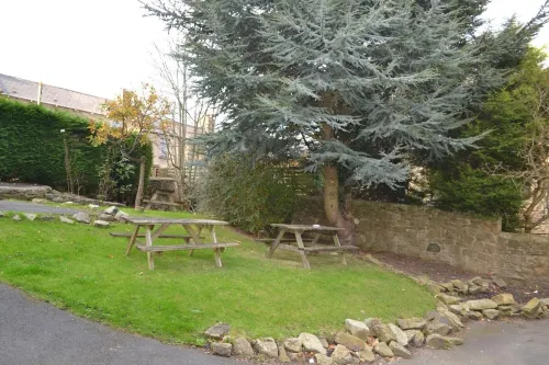 Oak Tree Inn Hotels in Stanley