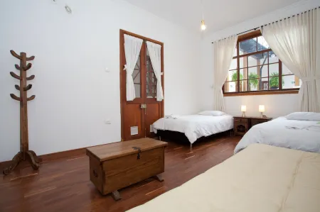 Arche Noah Boutique Hostel Отели рядом с достопримечательностью «Iglesia de la Tercera Orden»