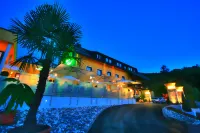 Hotel Rösch Отели в г. 