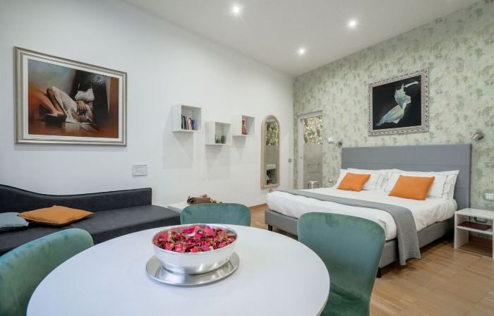 Monza City Rooms & Studios