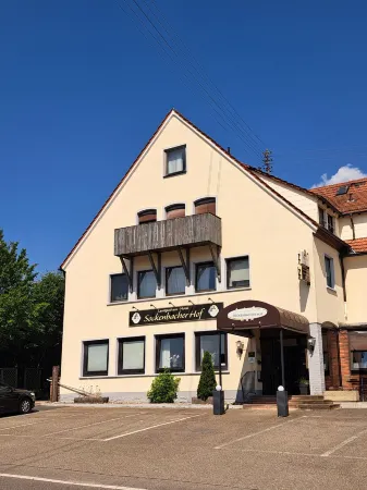 Hotel Landgasthaus Sockenbacher Hof Отели в г. Хессенек