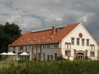 Landhaus Ribbeck Hotels in der Nähe von Buddhistische Klosterschule Ganden Tashi Choeling