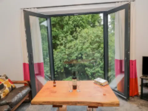 Dunaivon Cottage Hotels in Helensburgh