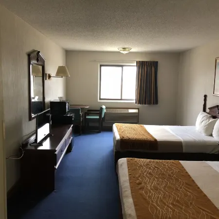 Denison Inn & Suites