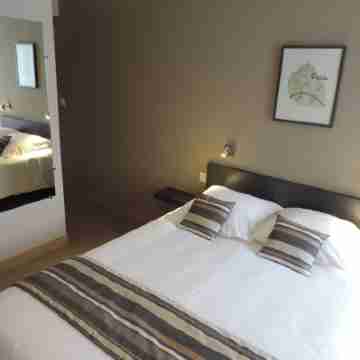 Logis Hôtel le Cadoudal Rooms