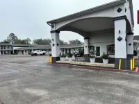 Continental Inn and Suites Nacogdoches TX Sfa University Downtown