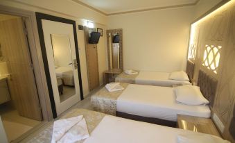 GRAND LİZA HOTEL