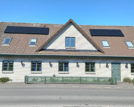 Klintholm B & B Bistro Hotels in Borre