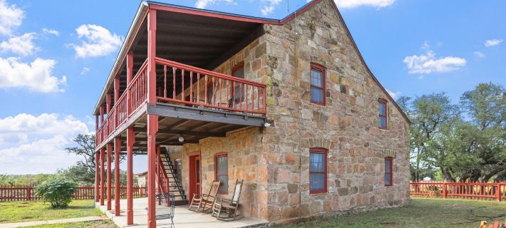 Stein Haus Ranch 4 Bedroom Home by RedAwning Ξενοδοχεία στην πόλη Llano County