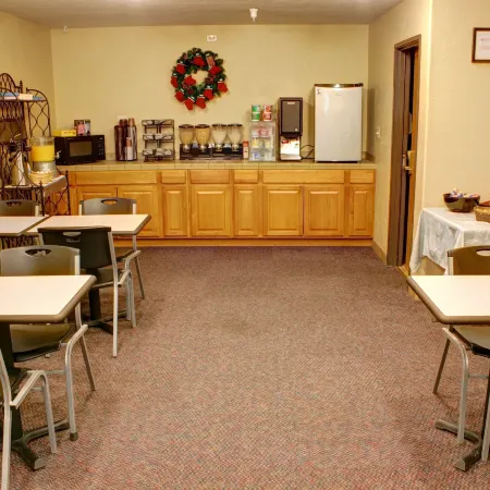 Blue Mountain Inn and Suites