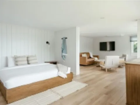 Seagull Bay Motel Hotels in Bayfield