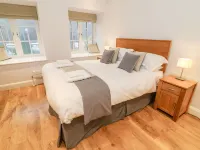 Lowe-McConnell Hotels in Claife