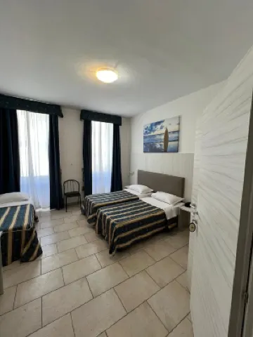 Hotel Alessander Hotels near Milan Rogoredo - Train Station