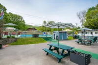 Mt Liberty Cabins and Motel Hotels in Lincoln