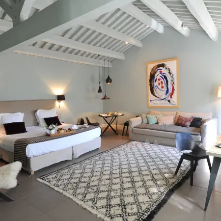 Le Mas de Peint - Hôtel et Restaurant