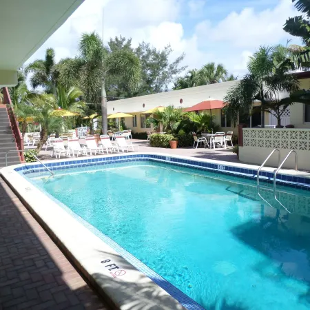 Surf Side Resort