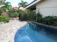Dos Palmas Studio Apartments - Pools