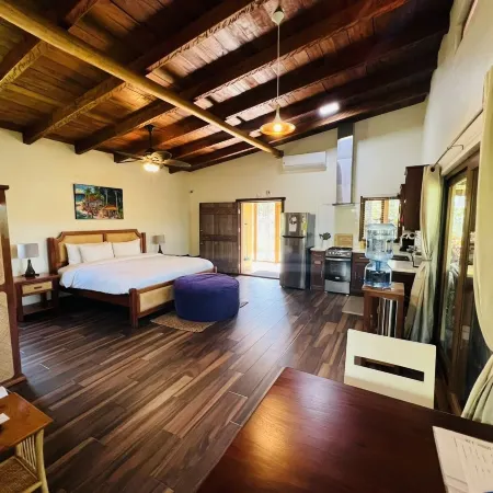 Kane Villas - Mountain Pine Ridge