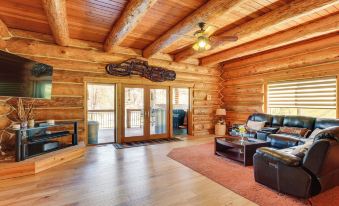 Deck, Grill and River Access California Escape!