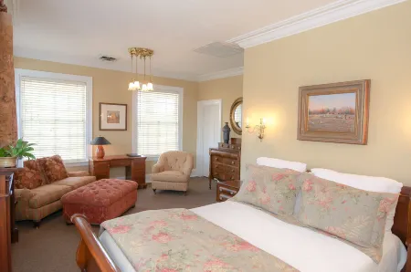 Bluff View Inn