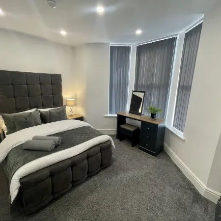Osborne Luxury Hot Tub and Jacuzzi Suites