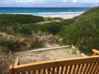 Sandpiper Ocean Cottages - Mountain view