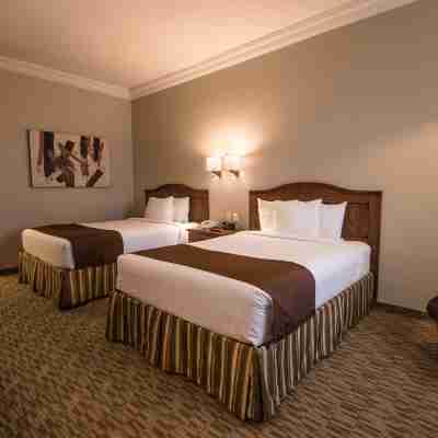 Fresno Galerias Rooms