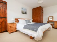 Castle Dore Barn Hotels in Par