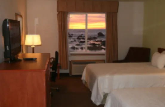 Oceanfront Lodge