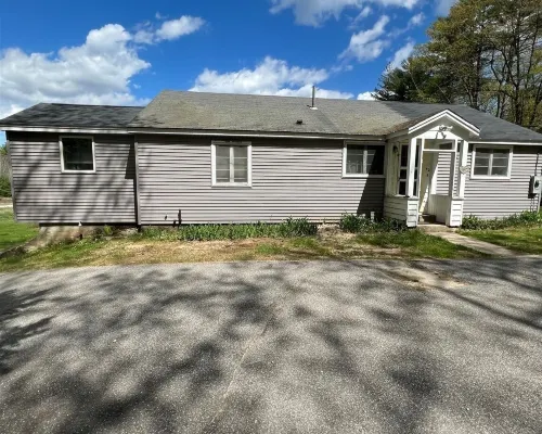 Mary's Lakeview - Limit 10 4 Bedroom Home by Redawning Hotels in Sebago