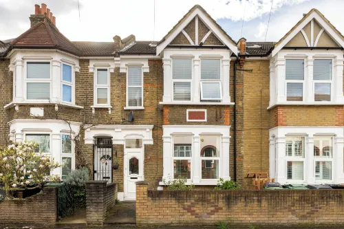 Beautiful 2 bed in Walthamstow