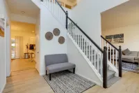 Spacious Thornton Home 15 Mi to Downtown Denver! - WiFi