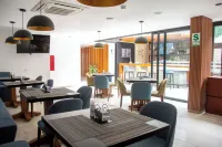 Grau Business Hotel - 早餐