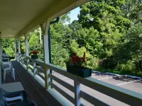 Green Valley Motor Lodge Hotels in Brown County