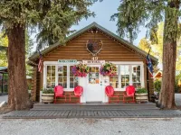 Log Cabin Motel Hotels in Sublette County