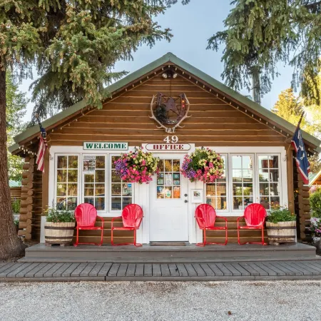 Log Cabin Motel