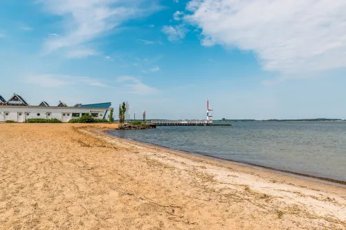 Budget Apartments at Rechlin Harbor by Kuhnle - Tours - 3-Star