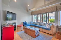 Catalina Island Home Walk to Main Street Beach! Hotels near Hotel Metropole