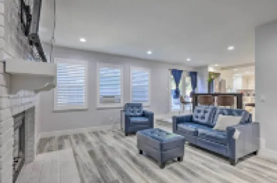 Modesto Home w/ Deck - 2 Mi to Vintage Faire Mall