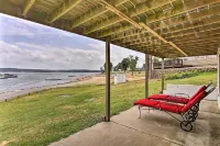 Walk to Boat Ramp! Lakefront Home w/ Deck in Afton - Homestays