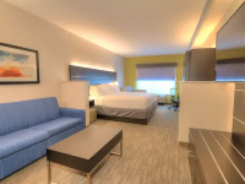 Holiday Inn Express & Suites MOBILE/SARALAND by IHG Hotels in Saraland