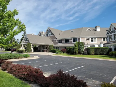 Bridgeport Waterfront Resort Hotels in 